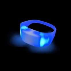 Set Met 50 Remote Controlled LED Armbandjes + 1 Afstandsbediening -Festival Supply Winkel 448e abb8 43eb 96cd 83a05967a75a 1