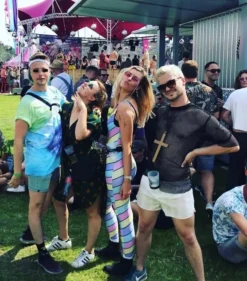 Hold Ub Bekerhouder Voor Festivals -Festival Supply Winkel Hold ub bekerhouder sfeerfoto